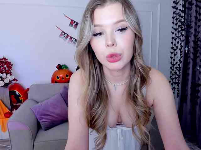 GlamorousGirl webcam