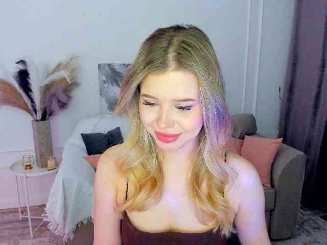 GlamorousGirl webcam