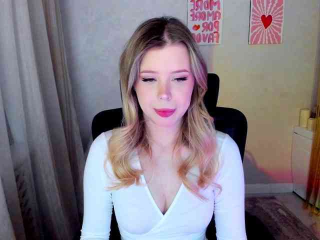 GlamorousGirl webcam