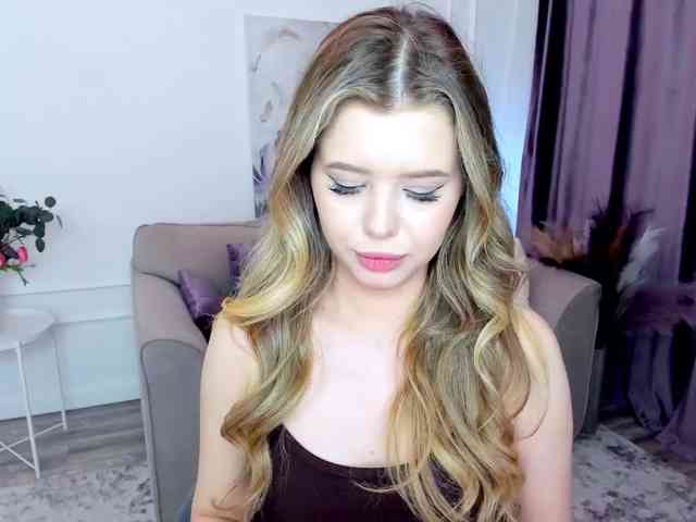 GlamorousGirl webcam