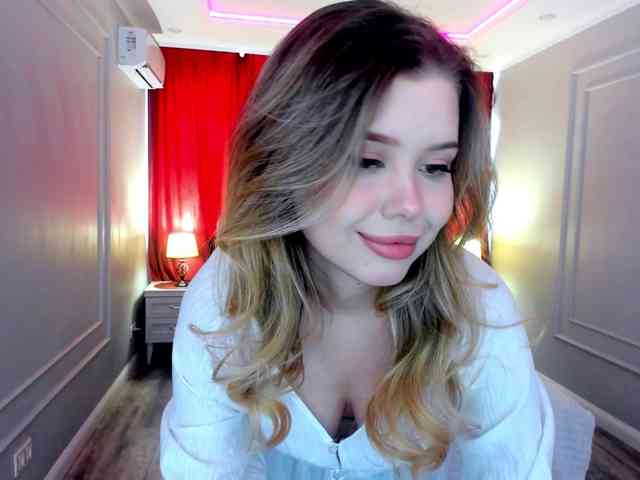 GlamorousGirl webcam