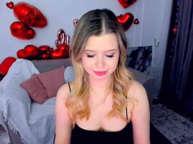 GlamorousGirl webcam