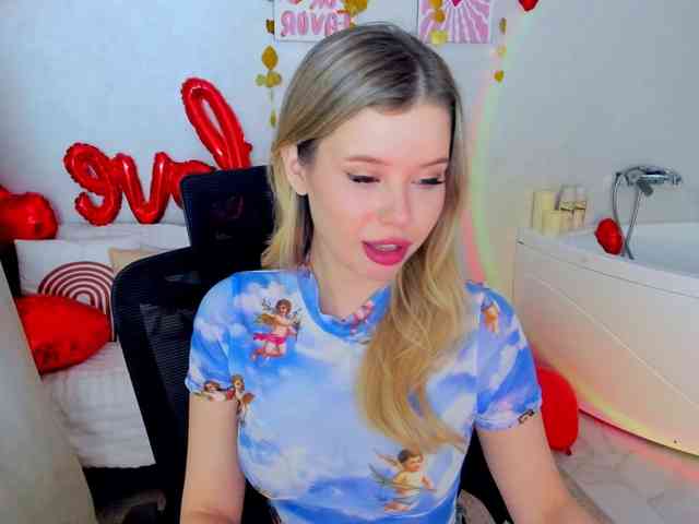 GlamorousGirl webcam