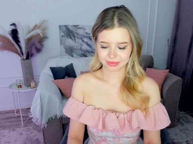 GlamorousGirl webcam