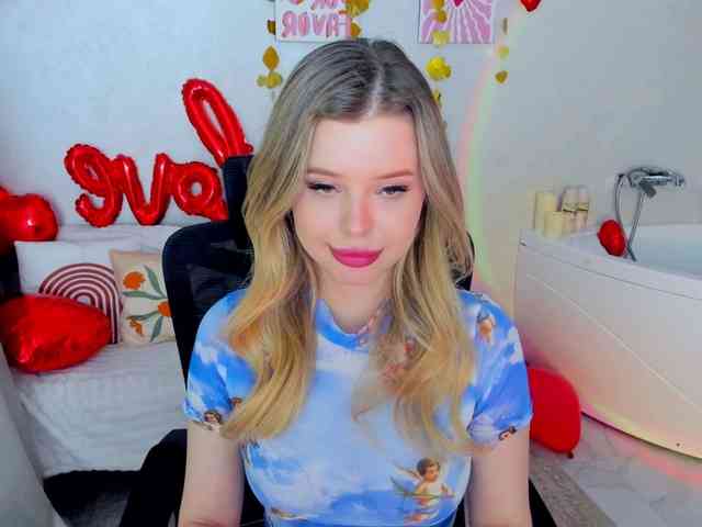 GlamorousGirl webcam