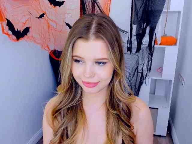 GlamorousGirl webcam