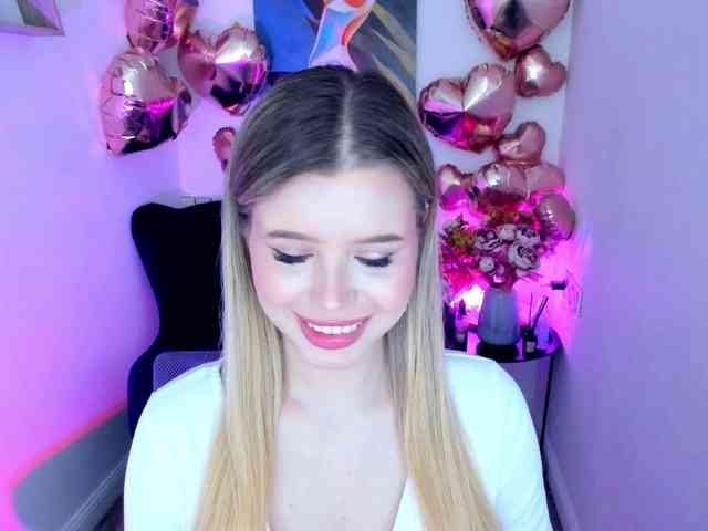 GlamorousGirl webcam