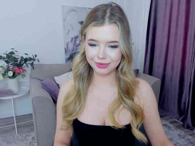 GlamorousGirl webcam