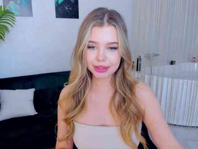 GlamorousGirl webcam