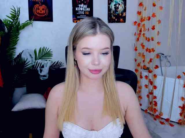 GlamorousGirl webcam