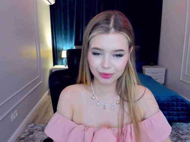 GlamorousGirl webcam