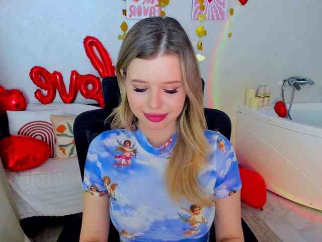 GlamorousGirl webcam