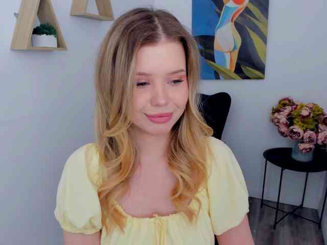 GlamorousGirl webcam