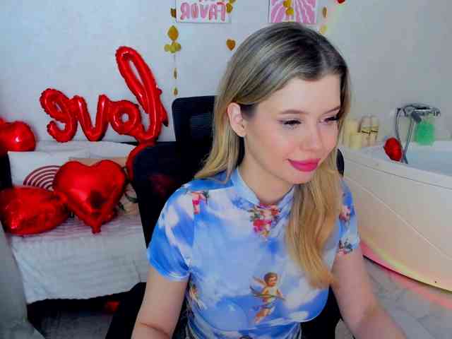 GlamorousGirl webcam