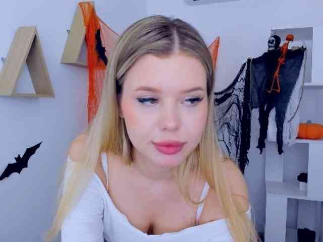 GlamorousGirl webcam