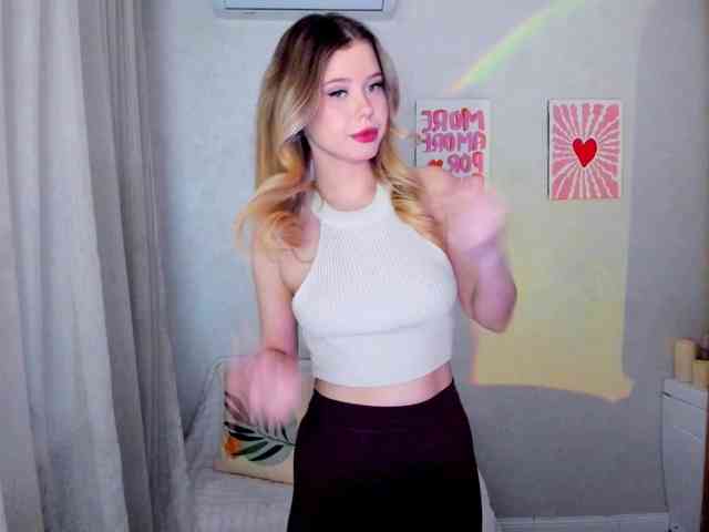 GlamorousGirl webcam