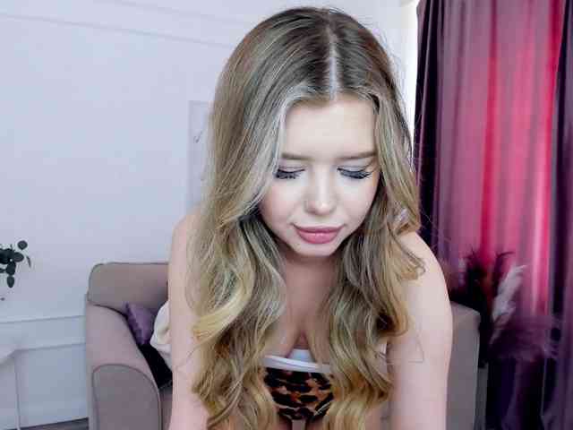 GlamorousGirl webcam