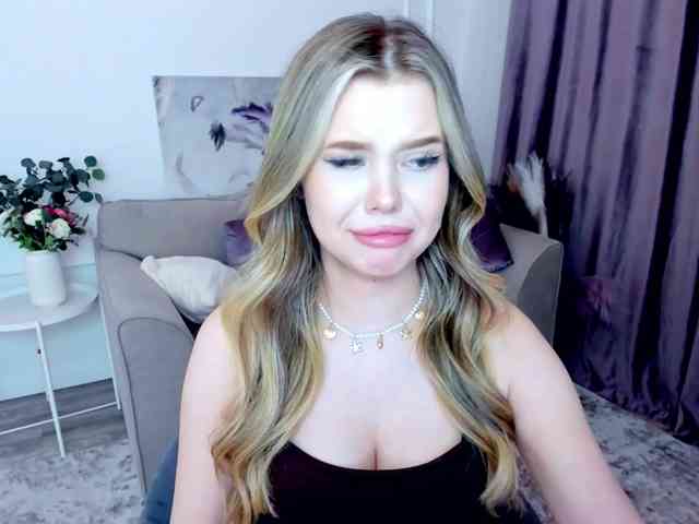 GlamorousGirl webcam