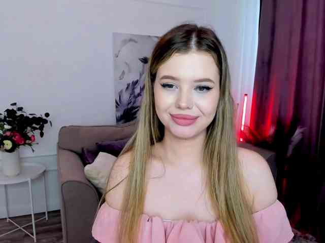 GlamorousGirl webcam