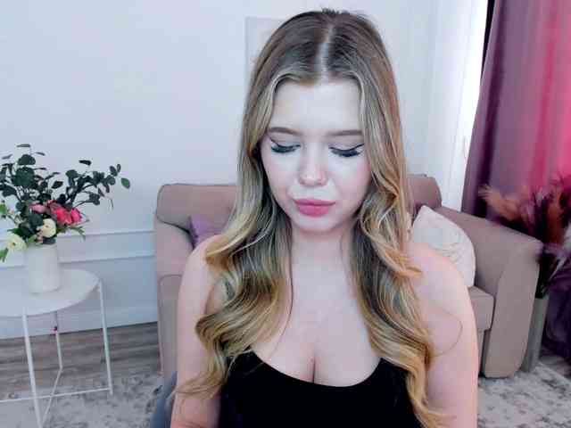 GlamorousGirl webcam