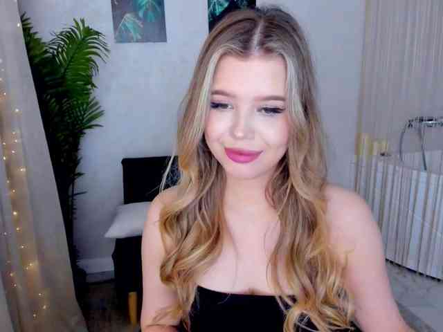GlamorousGirl webcam