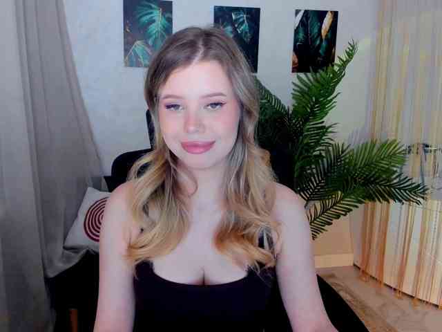GlamorousGirl webcam