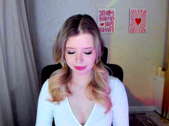 GlamorousGirl webcam