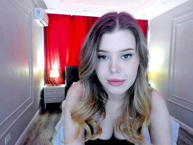 GlamorousGirl webcam