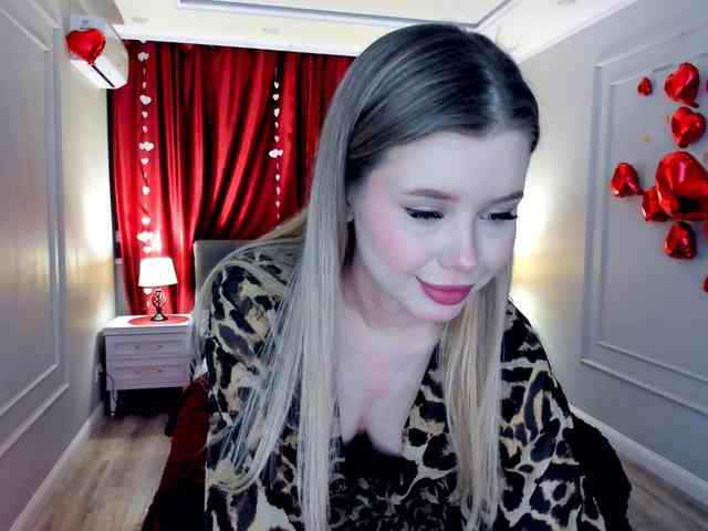 GlamorousGirl webcam