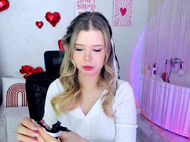 GlamorousGirl webcam