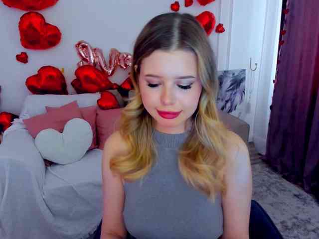 GlamorousGirl webcam