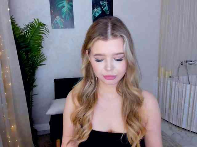 GlamorousGirl webcam