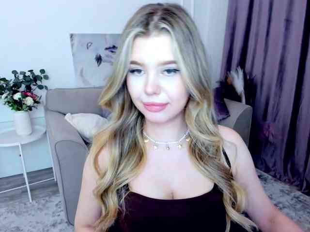 GlamorousGirl webcam