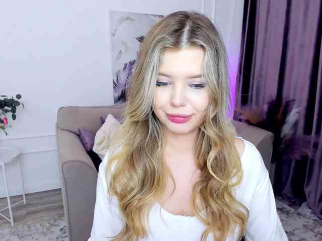 GlamorousGirl webcam