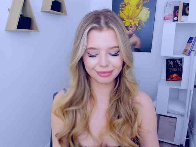 GlamorousGirl webcam