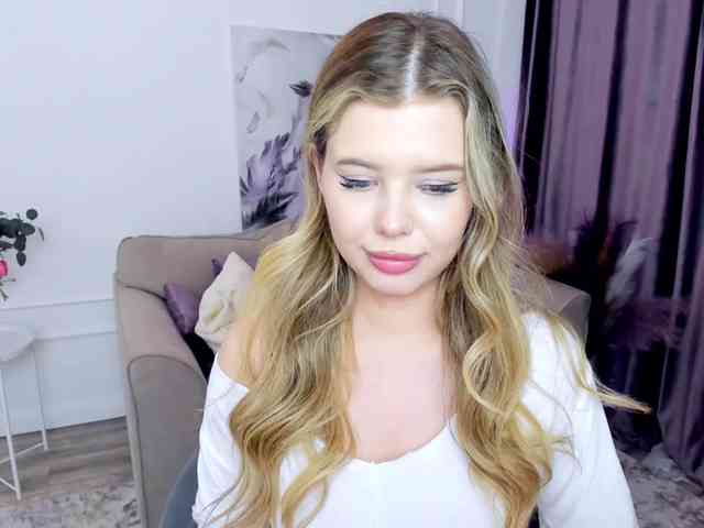 GlamorousGirl webcam