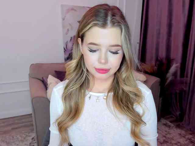 GlamorousGirl webcam