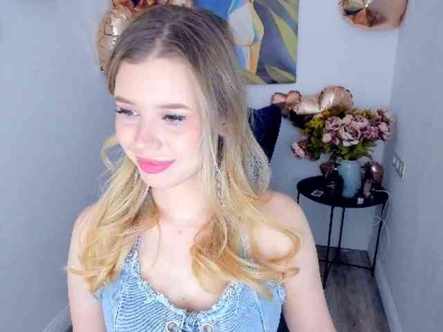 GlamorousGirl webcam