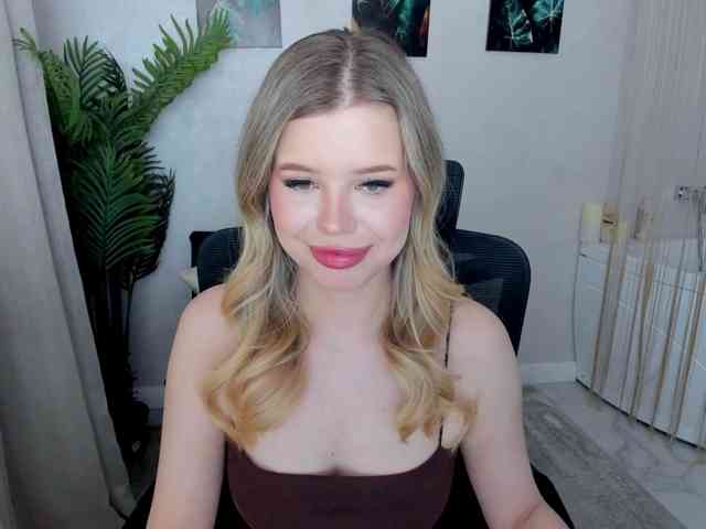 GlamorousGirl webcam