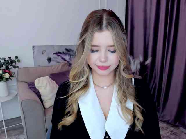 GlamorousGirl webcam