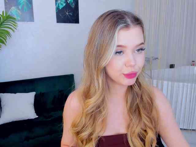 GlamorousGirl webcam