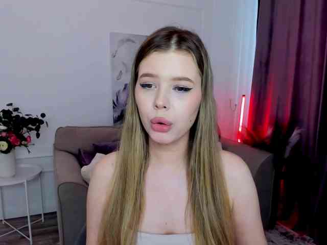 GlamorousGirl webcam