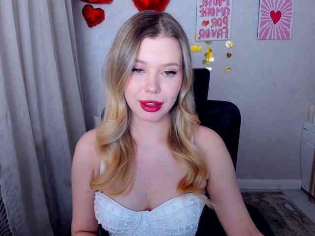 GlamorousGirl webcam