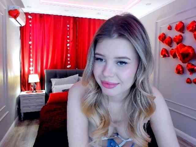 GlamorousGirl Live Webcam on BongaCams