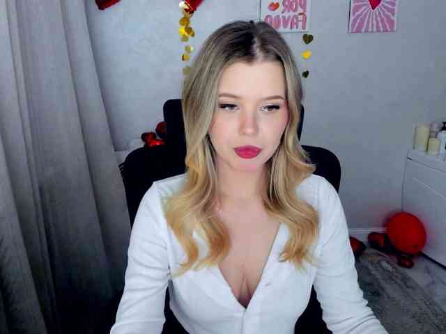 GlamorousGirl webcam