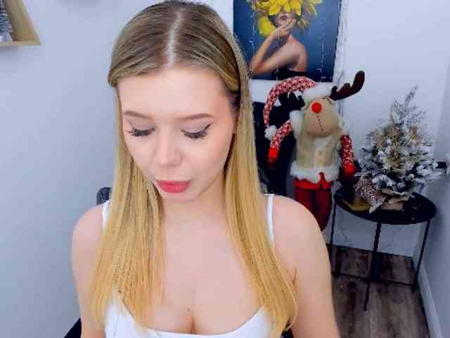 GlamorousGirl webcam