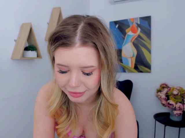 GlamorousGirl webcam