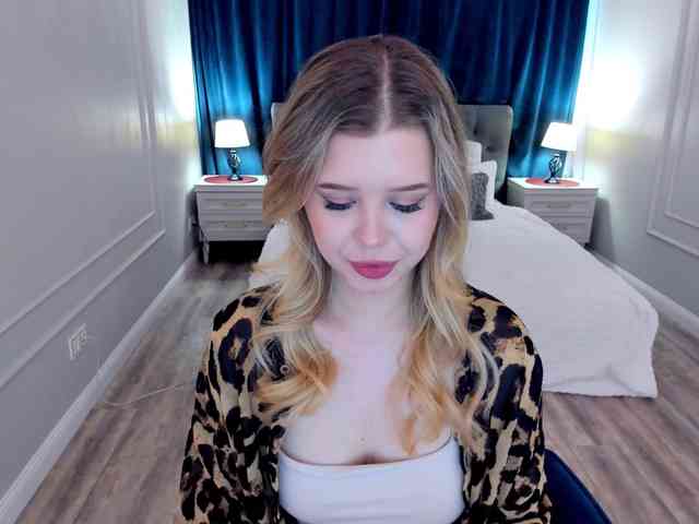 GlamorousGirl webcam