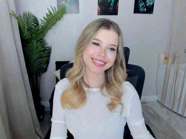 GlamorousGirl webcam