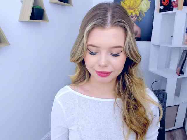 GlamorousGirl webcam